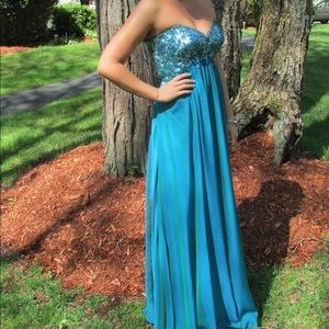 La Femme teal gown size 6 worn once